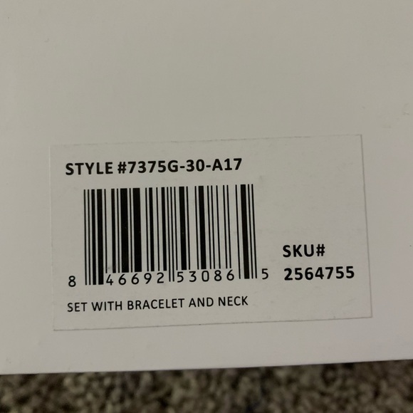 Sailor Jane Elephant Gift Set - Watch and Bracelets NWT - Picture 5 of 5